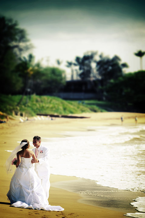 Will & Raquel share a romantic walk