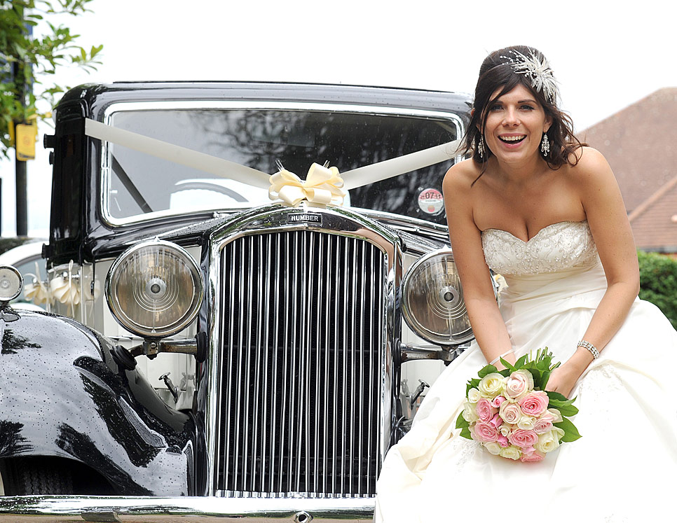 The bride with a vintage Humber